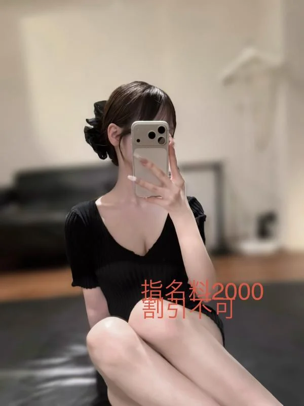Queendom 桃瀬もも