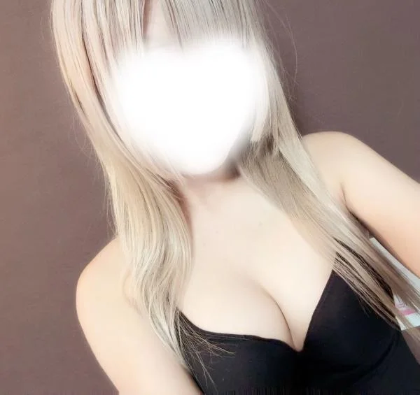 Queendom 岩田みつき
