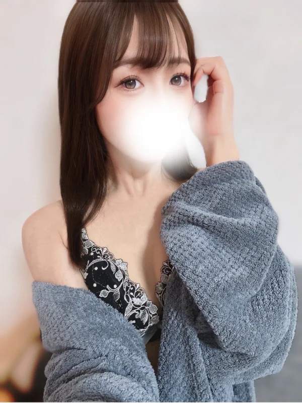 THE SILHOUETTE（ザ・シルエット） 斎藤いおり