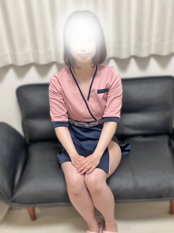 VINOS 平川ひなみ
